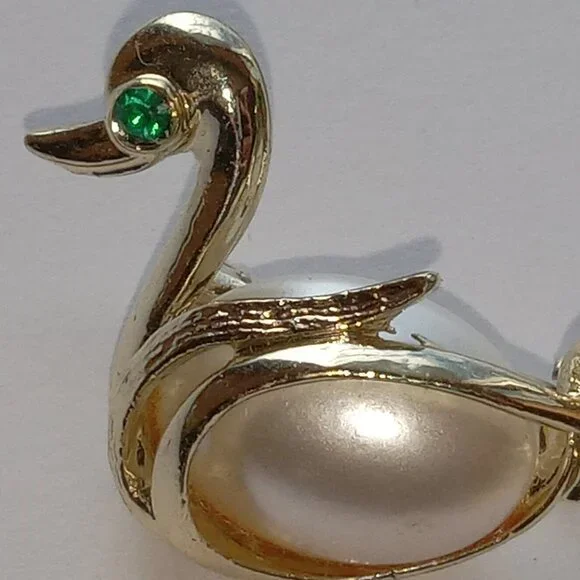 Rare Vintage Jelly Belly Swan Brooch Pin Green Gem Eye - Picture 10 of 12